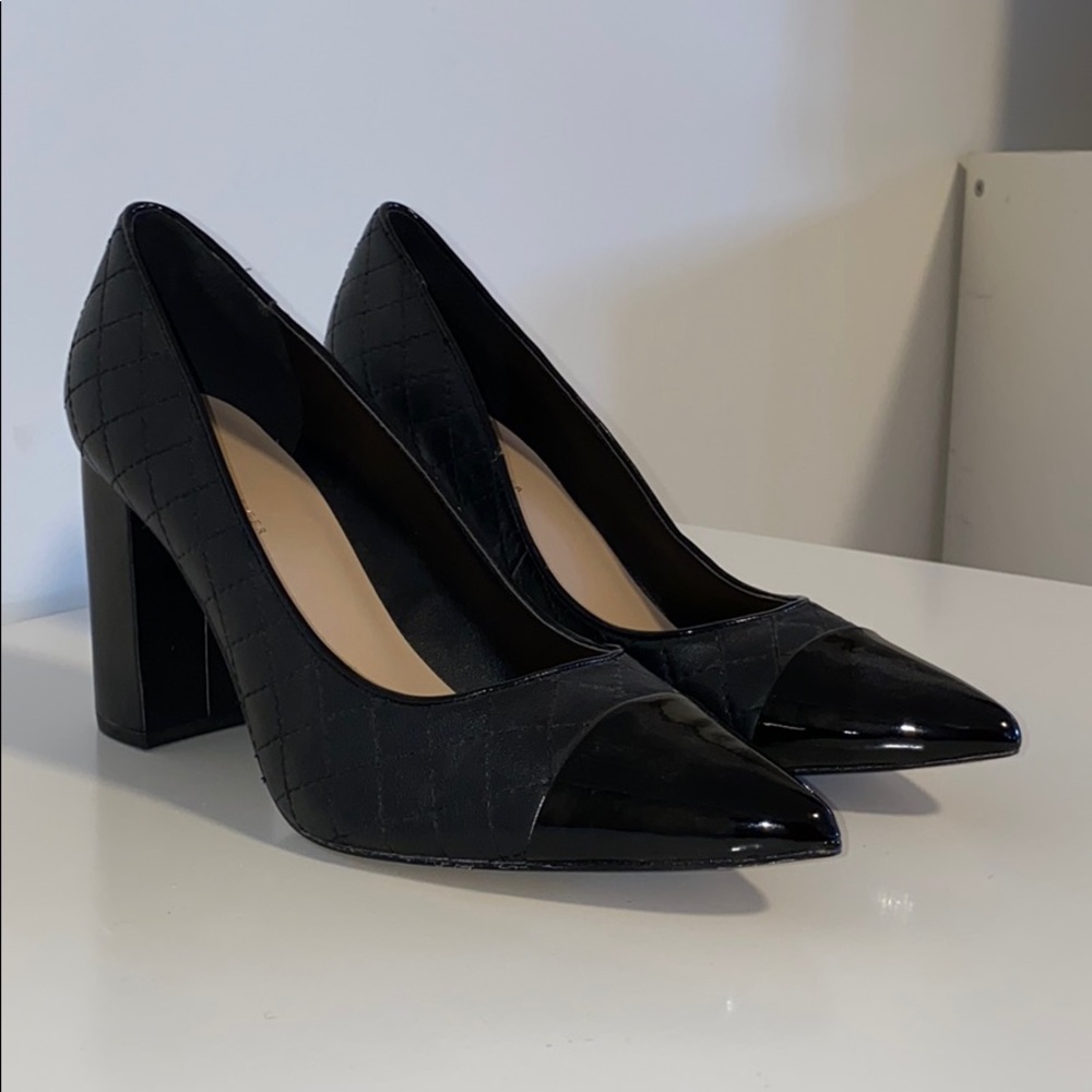 Tommy Hilfiger Women’s Black Violin Pump